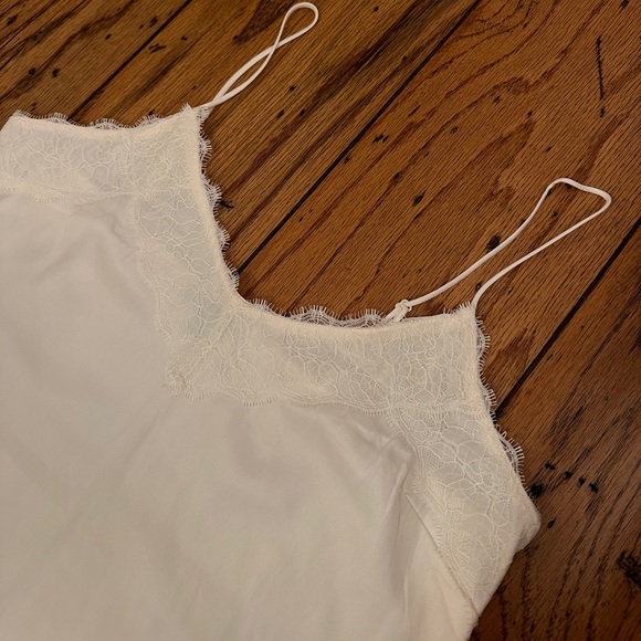 Dynamite Lace Cami Top - Picture 2 of 3